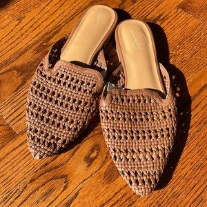 Woven Camel Slides